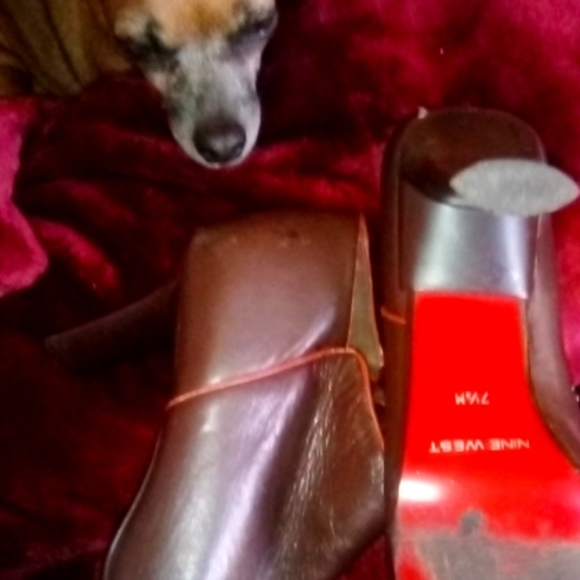 NINE WEST Ankle Boots , 👢 Brown Leather 7.5 - Picture 2 of 4